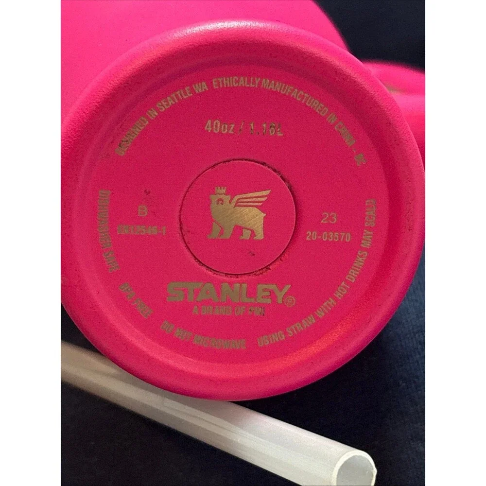 Stanley Quencher H2.0 FlowState 40 oz Tumbler  limited edition Neon Collection.
